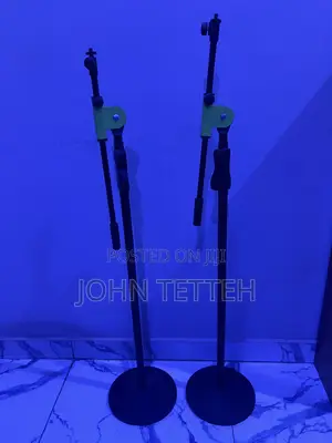 Round Base Microphone Stand