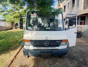 Mercedes-Benz Tourismo 2000 Silver