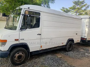 Mercedes-Benz Tourismo 2000 Silver