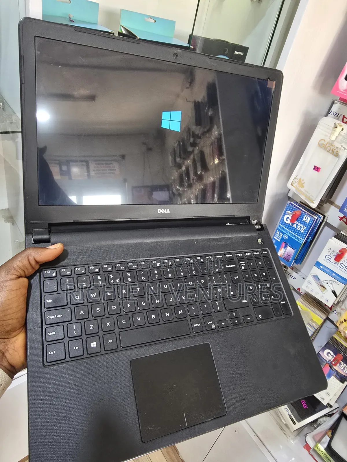 Laptop Dell Inspiron 15 4GB Intel SSD 160GB