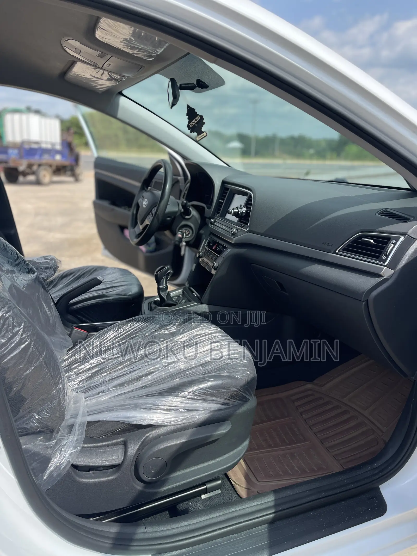 Hyundai Elantra SE 2018 White