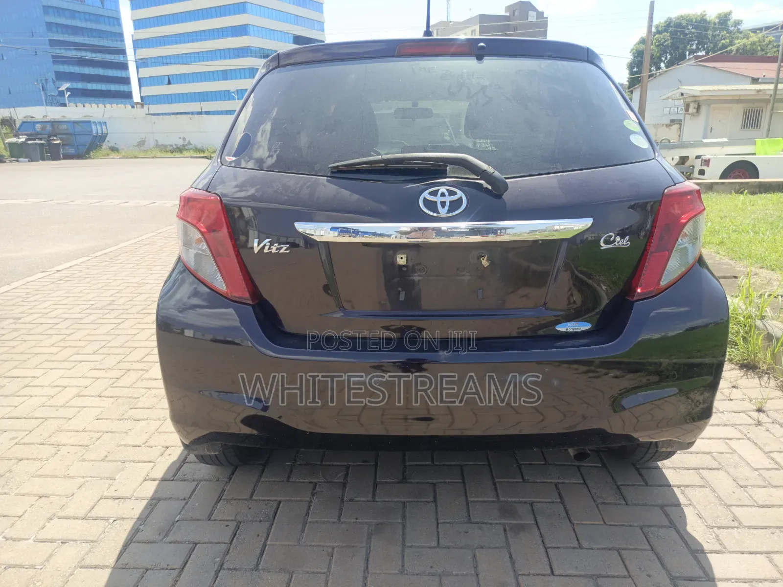 Toyota Vitz 2014 Purple