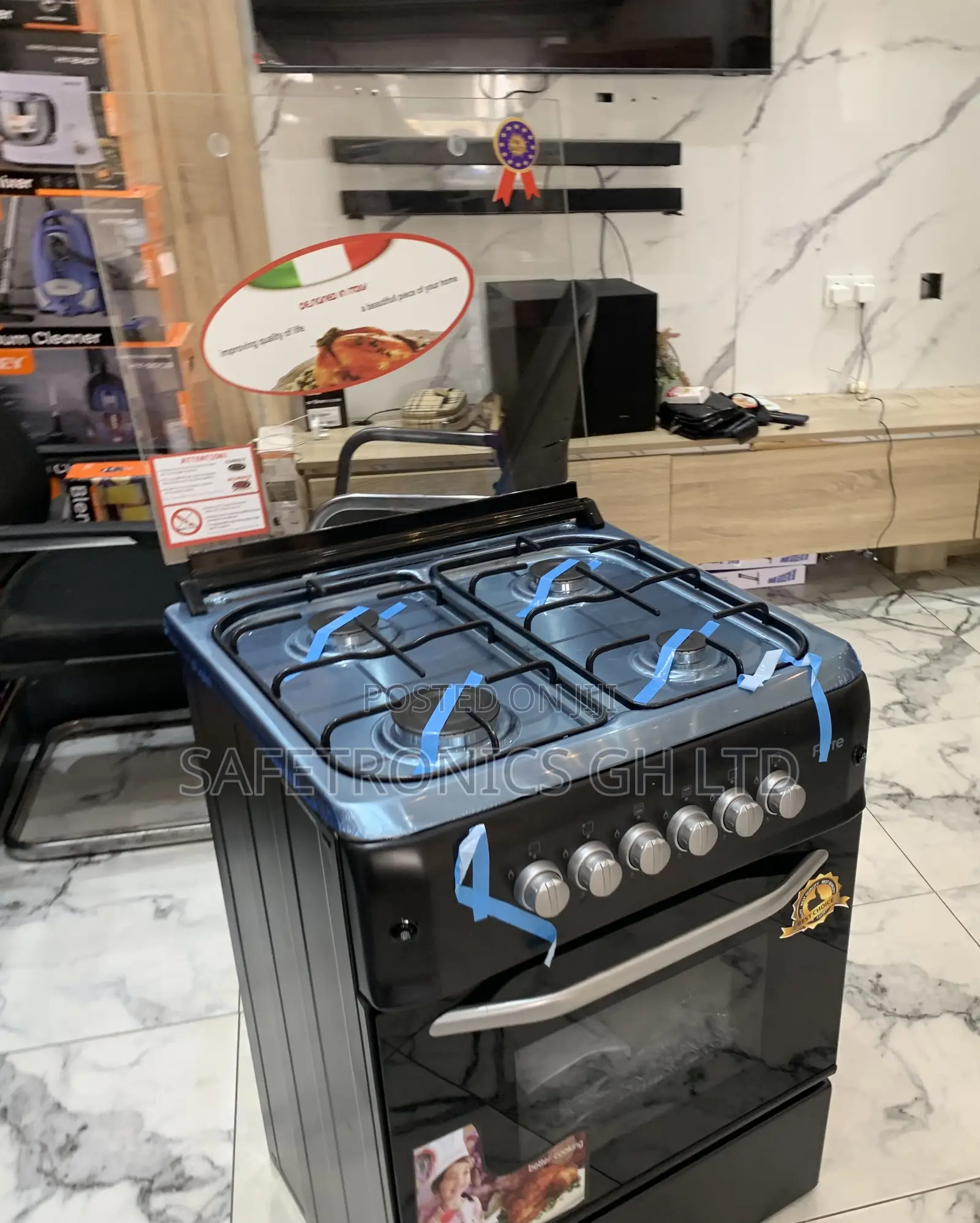 Essential Best New 50x60 ( New Line) Ferre 4 Burner Gas Cooker