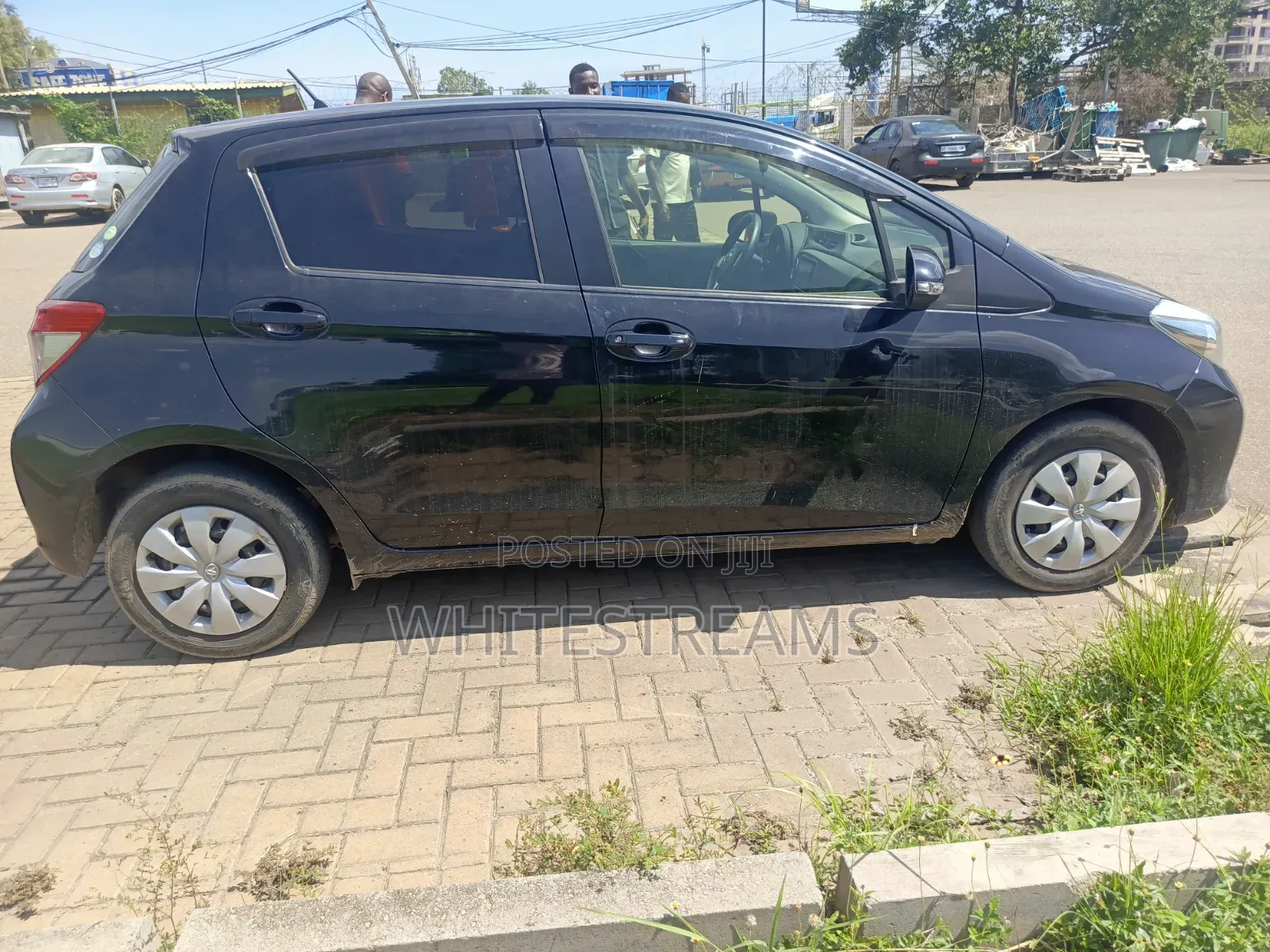 Toyota Vitz 2014 Black