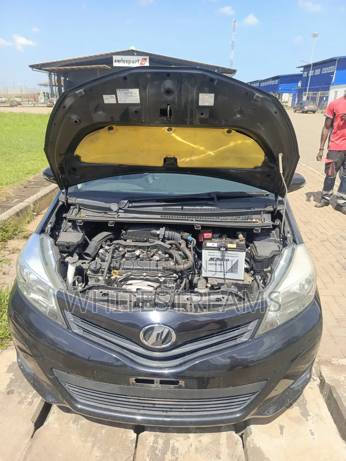 Toyota Vitz 2014 Black