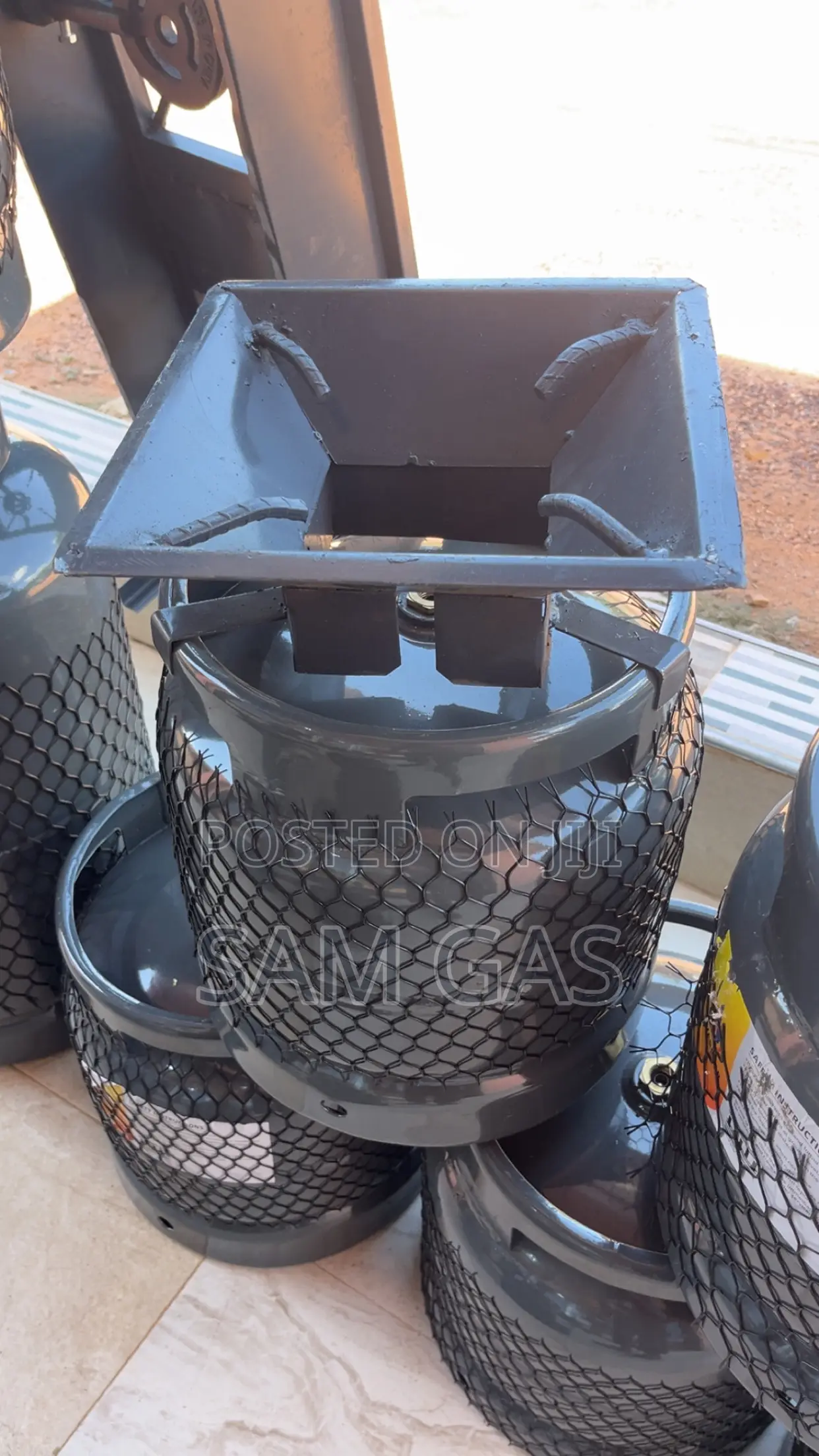 Coalpot Style Wind Shield/Clamp for Direct Cylinders