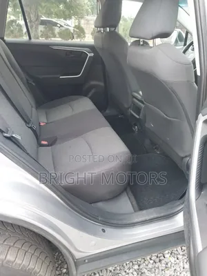 Toyota RAV4 LE 2021 Gray