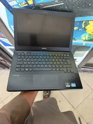Laptop Sony VAIO SVS13135CN 8GB Intel Core i5 HDD 500GB