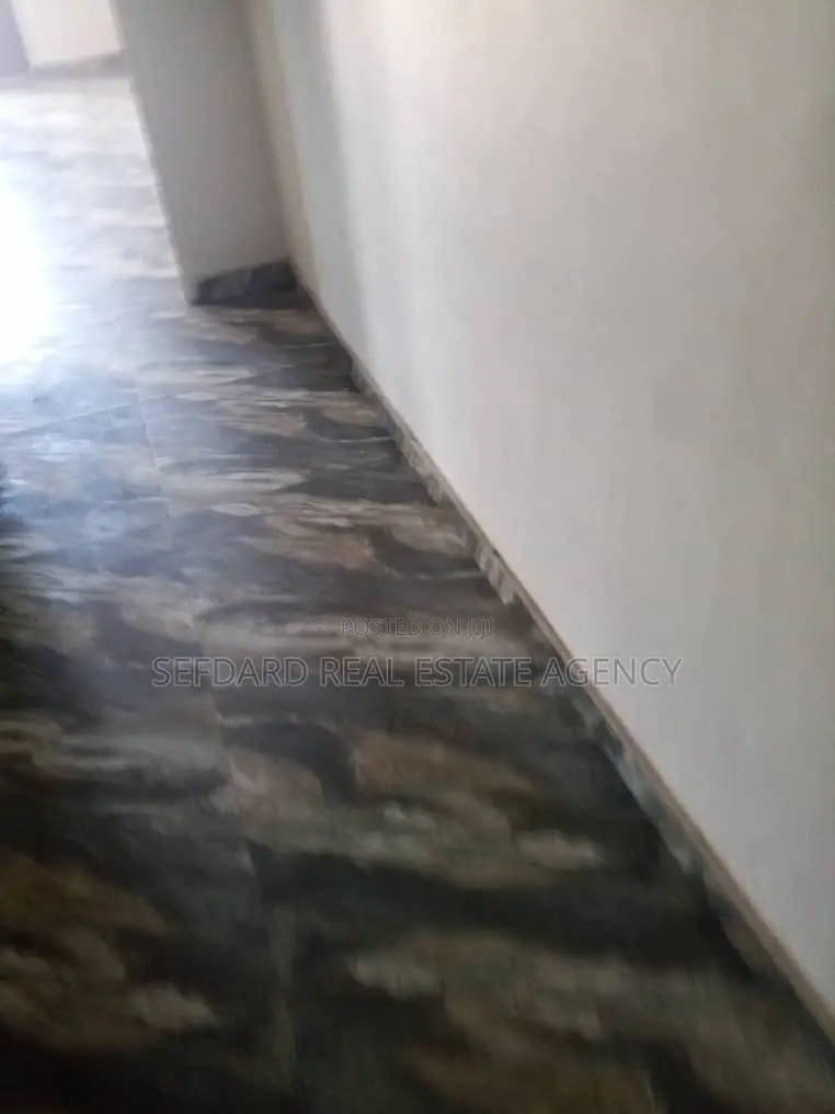 3bdrm House in Sefdard Properties, Ablekuma for rent