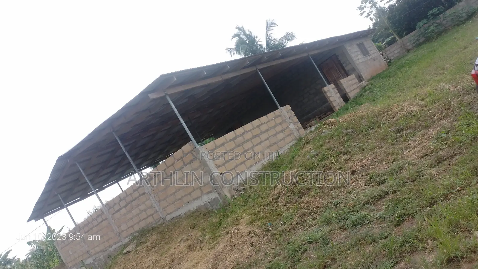 Commercial Structure Beside Swedru Secondary School (Swesco) for Sale