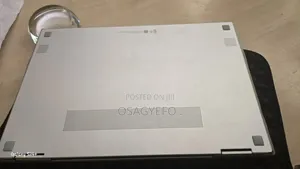 Laptop Samsung Galaxy Book4 12GB Intel Core i7 SSD 512GB