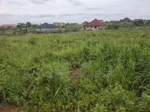 One Full Plot of Land for Sale in Sokoban Ampabame
