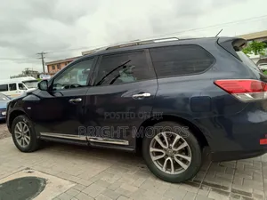 Nissan Pathfinder SV 4dr SUV 4WD (3.5L 6cyl CVT) 2014 Blue