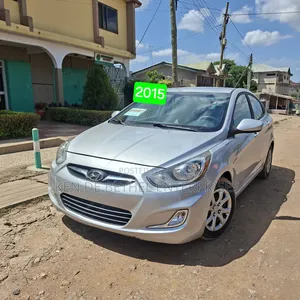 Hyundai Accent GLS 4dr Sedan (1.6L 4cyl 6M) 2015 Silver