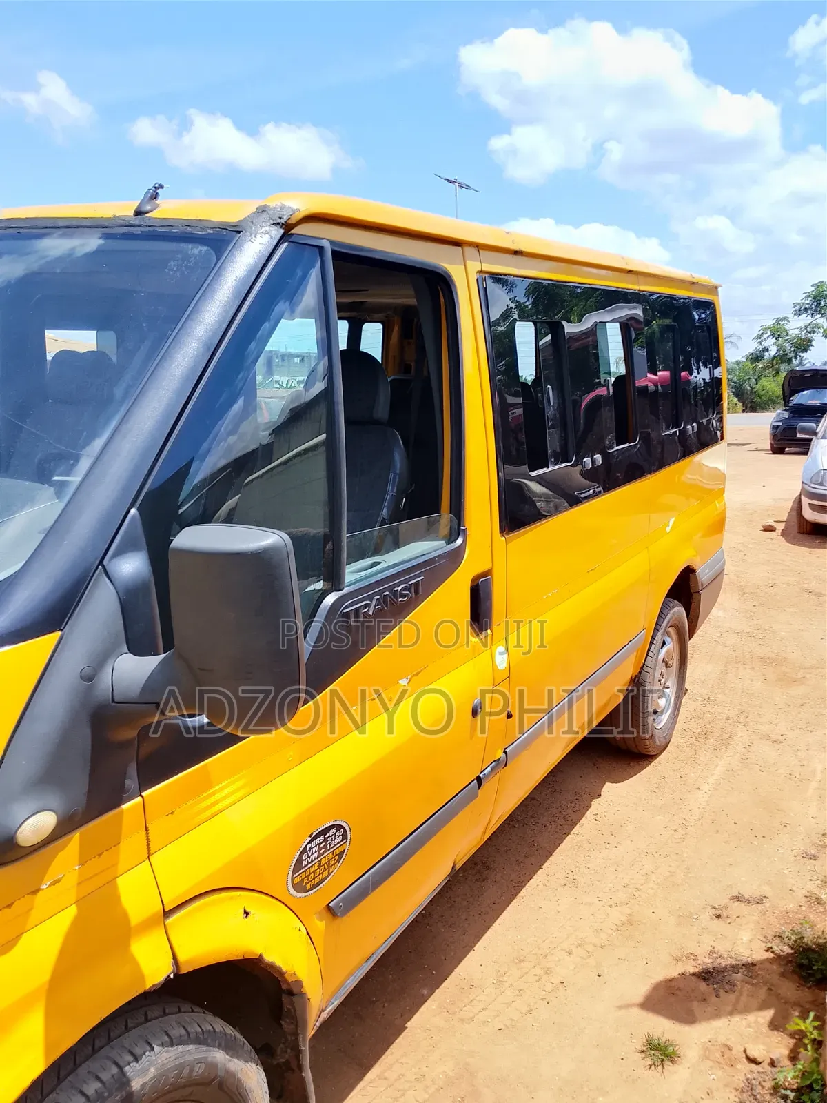 Ford Transit 2014 Yellow