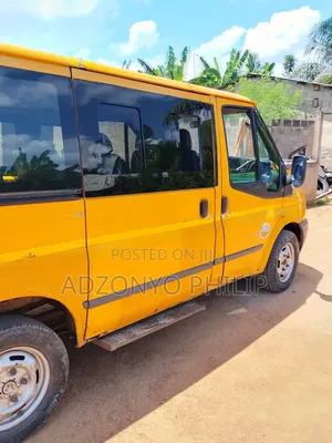 Ford Transit 2014 Yellow