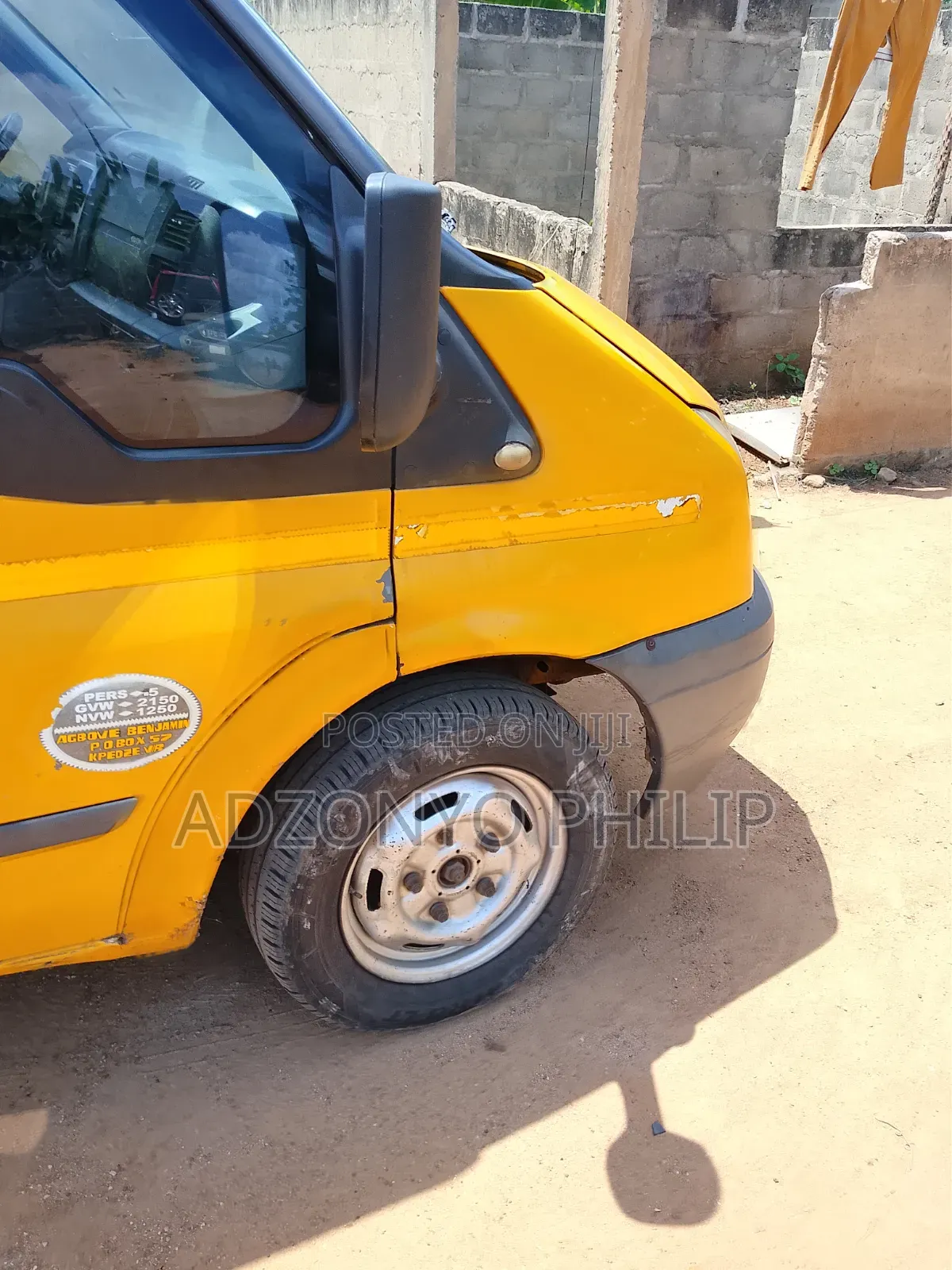 Ford Transit 2014 Yellow