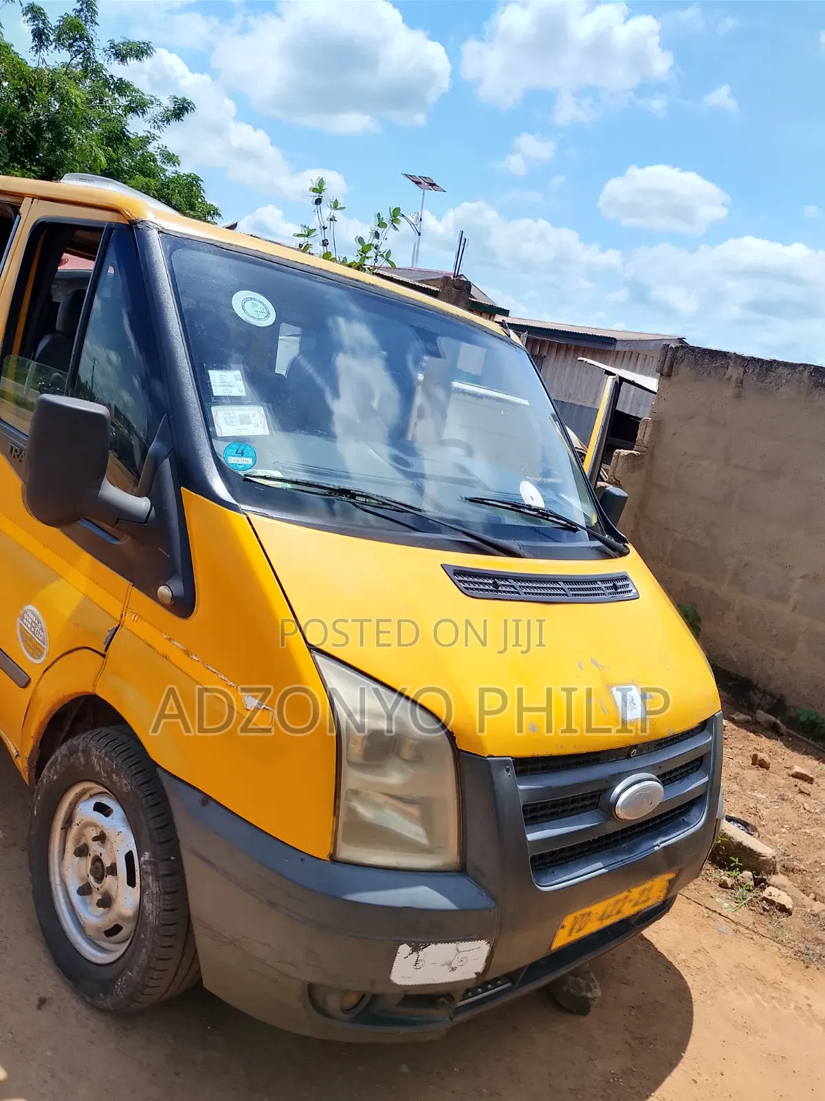 Ford Transit 2014 Yellow