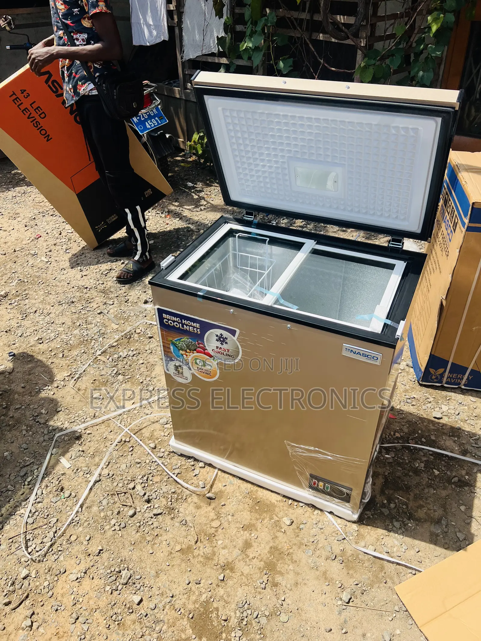 Best Buy for Less Chest Freezer Single Door Gold Nas-200fl 142l