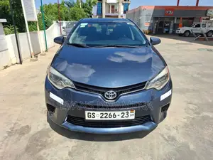 Toyota Corolla LE 4dr Sedan (1.8L 4cyl CVT) 2016 Gray