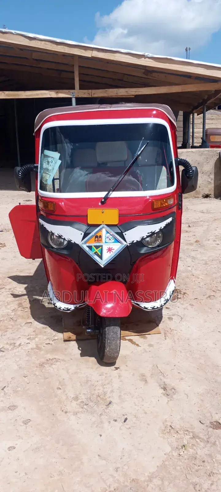 Bajaj RE 2025 Red