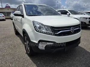 SsangYong Korando 2017 White