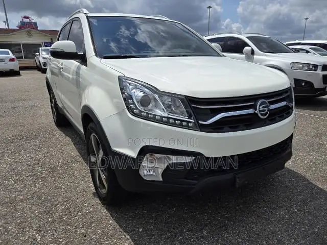 SsangYong Korando 2017 White
