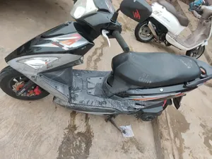 SYM Symnh 2022 Black