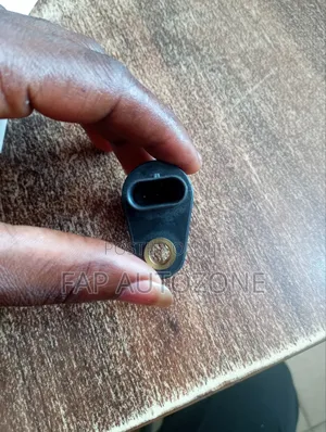 0752. Original Chevy Cruze and Aveo Camshaft Position Sensor From Usa