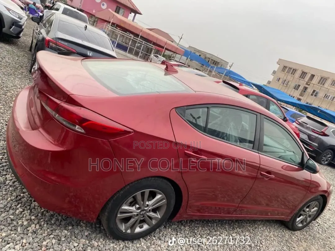 Hyundai Elantra SEL 2018 Red