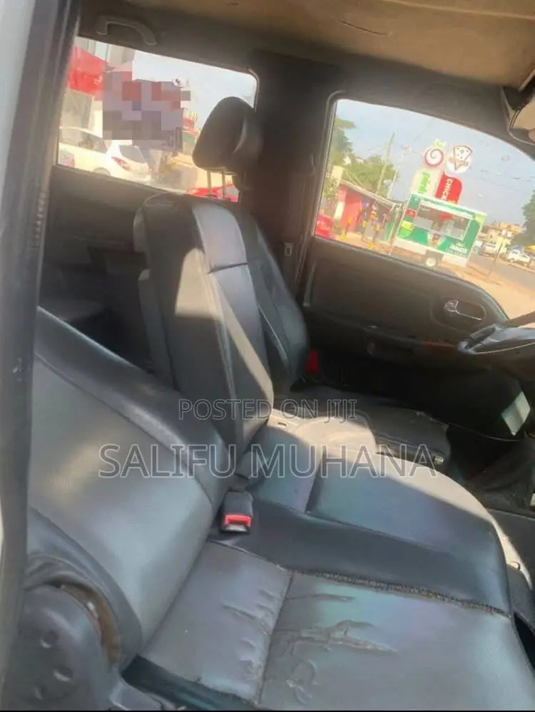 Kia Bong 3 2012 White