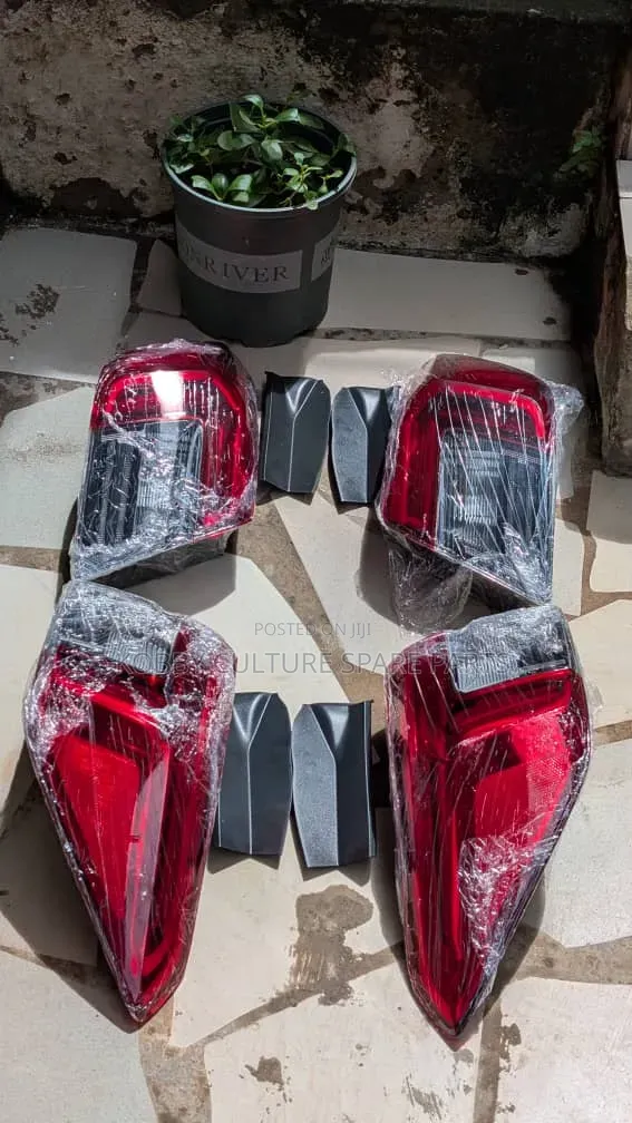 Original Honda Civic 2022-25 Tail Lights Available for All Cars