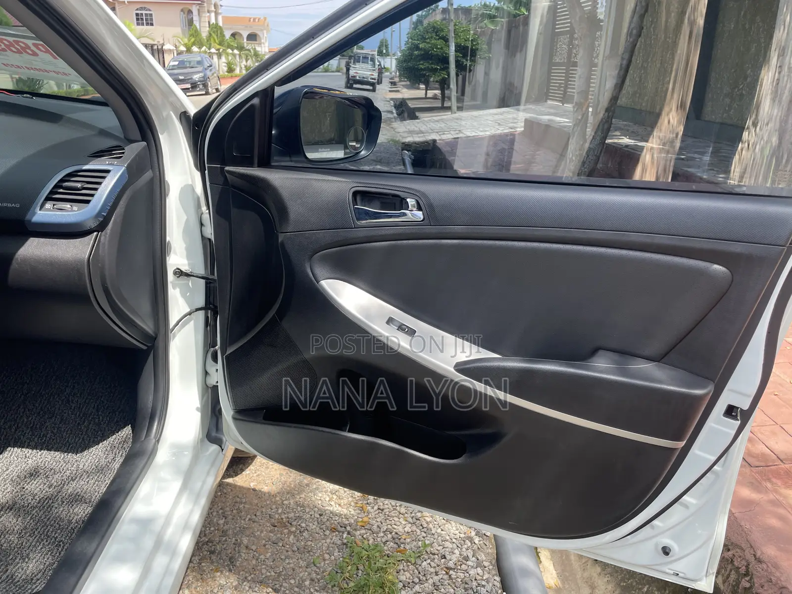 Hyundai Accent 2014 White