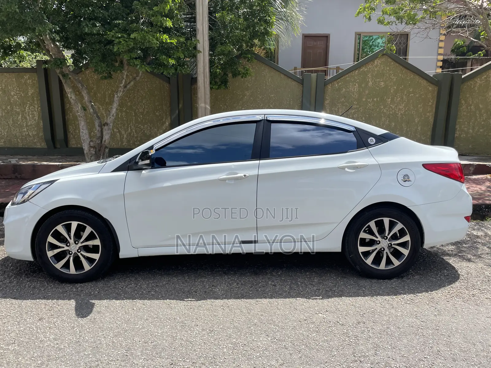 Hyundai Accent 2014 White