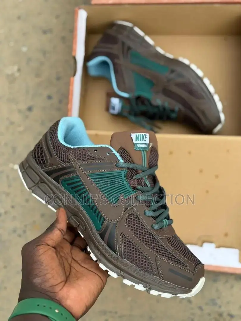 Nike Zoom Vomero 5 Sneaker