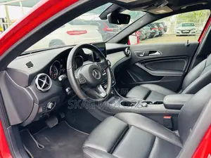 Mercedes-Benz GLA 250 2018 Red