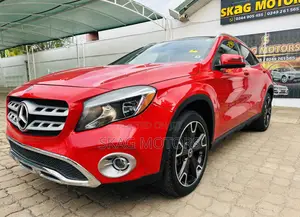 Mercedes-Benz GLA 250 2018 Red