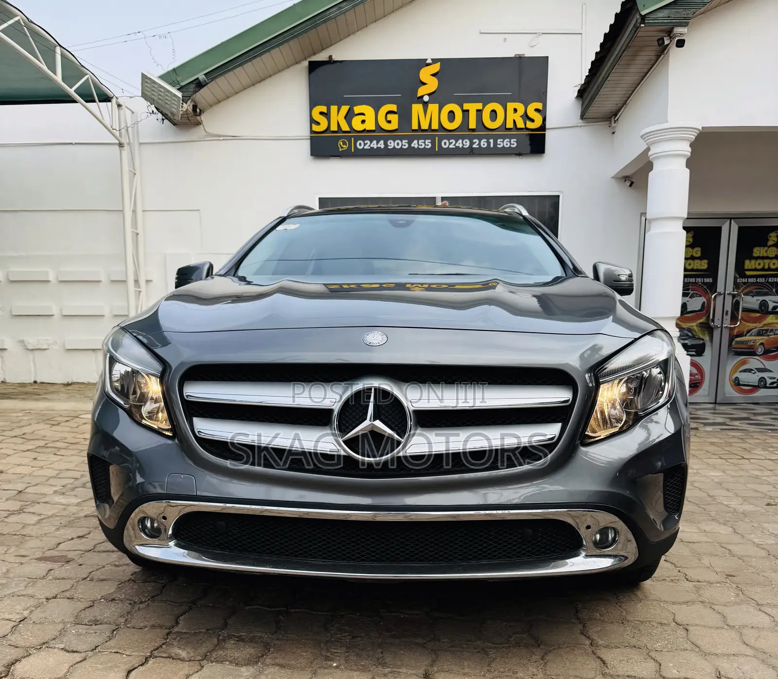 Mercedes-Benz GLA 250 2016 Silver