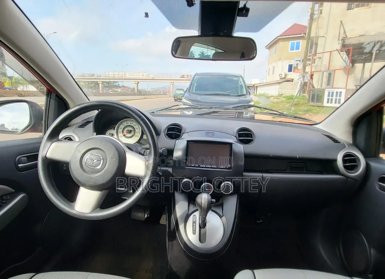 Mazda Demio 2010 Red