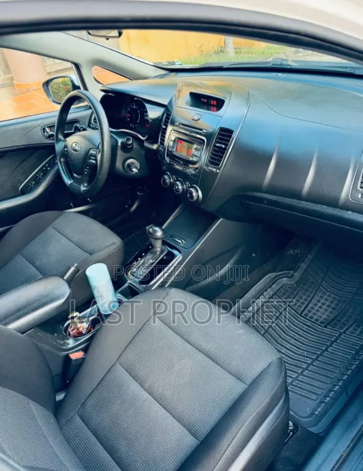 Kia Forte 2017 White
