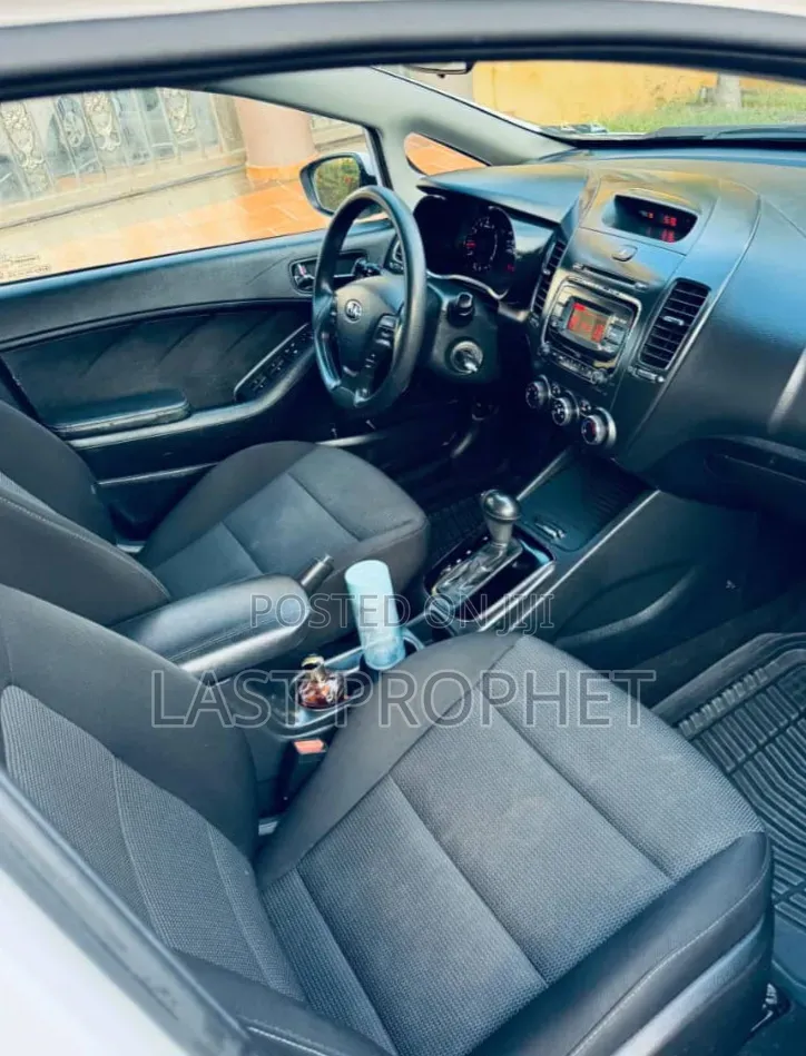 Kia Forte 2017 White