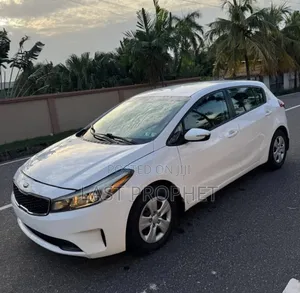 Kia Forte 2017 White