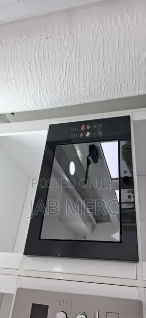 Full Digital Microwave 28l All Black Mirror Black Front
