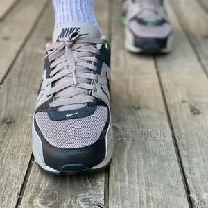 Nike Air Max Command Sneaker