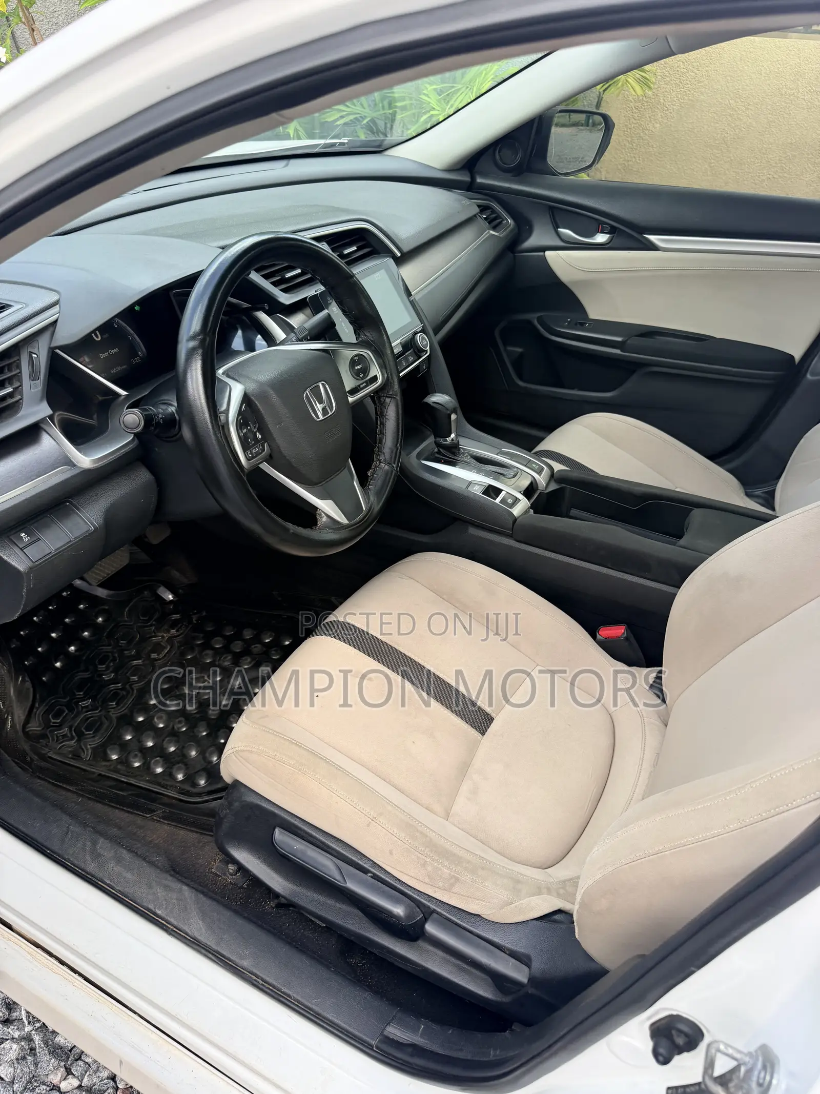 Honda Civic 2018 White