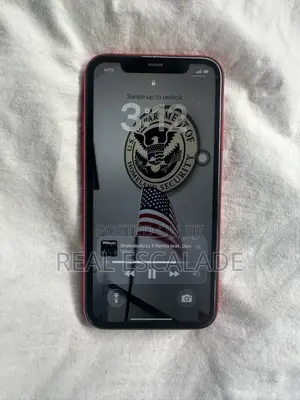 Apple iPhone 11 64 GB Red