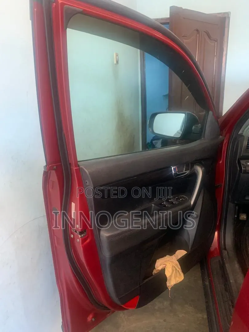 Kia Sorento 2013 Red