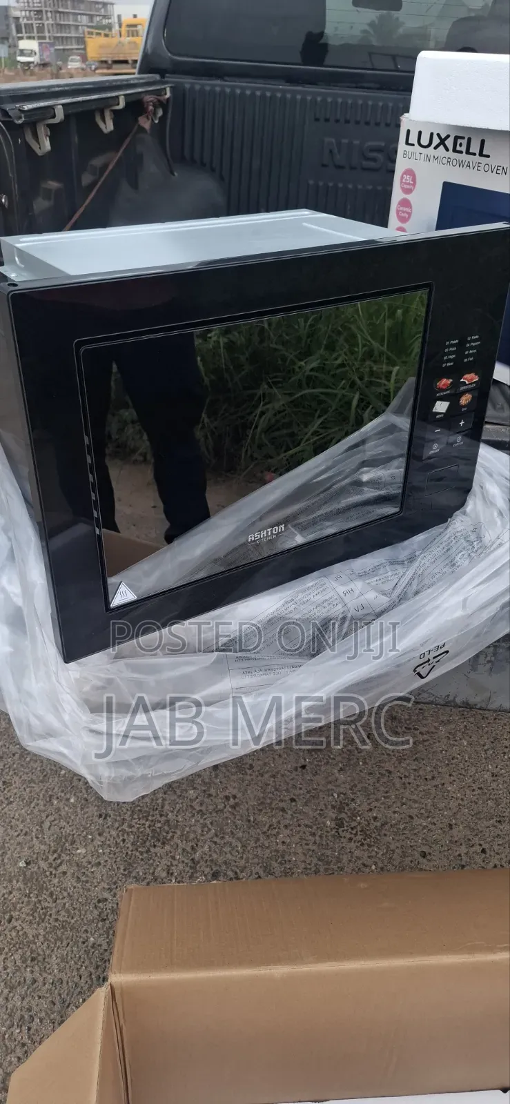 Full Digital Microwave 28l All Black Mirror Black Front
