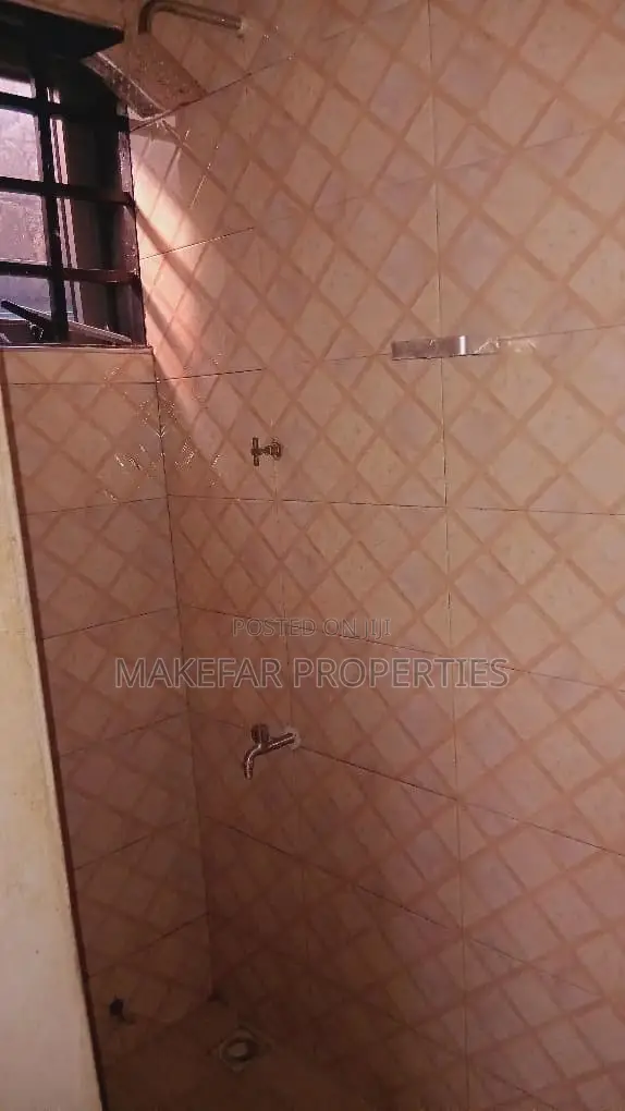 2bdrm Apartment in School Junction for rent