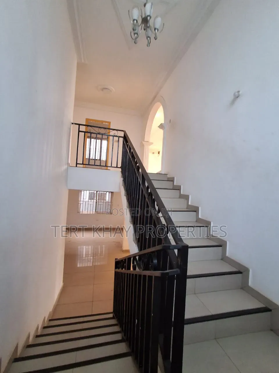5bdrm House in Volta Estate, Manet Court for rent